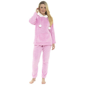 Cosy Ladies Pyjamas That Will Get You In The Spirit Of Autumn